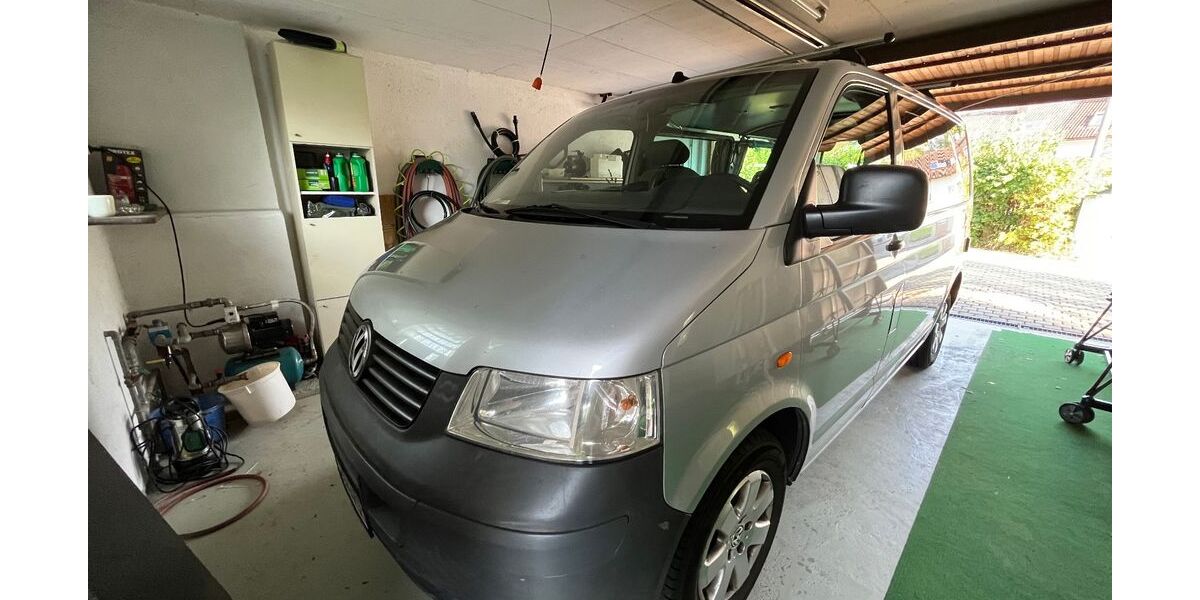 VW T5 Multivan 250.000 km 16.000 &euro; Hohenschäftlarn 82069