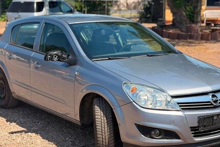 Opel Astra 211.923 km 1.699 &euro; Nordhausen 99734