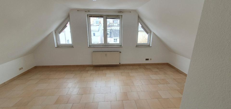 Dachgeschoßwohnung Bad Vilbel - 3 Zimmer, 88 m&sup2;, 437.000&euro; | Angebot:26866336