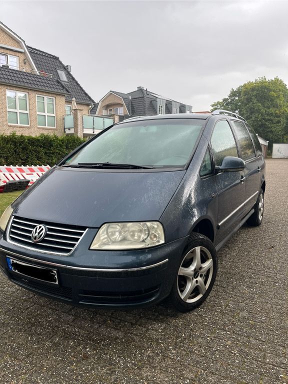 VW Sharan 359.566 km 1.650 € Oldenburg 26131