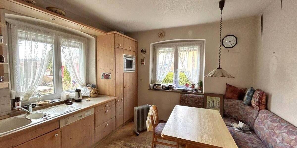 Mehrfamilienhaus, Wohnhaus Kulmbach Ziegelhütten - 8 Zimmer, 175 m&sup2;, 179.000&euro; | Angebot:26346500