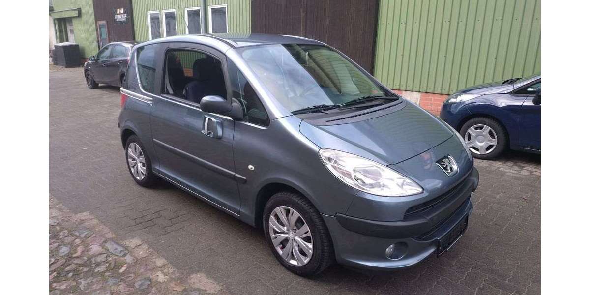 Peugeot 1007 100.729 km 4.499 &euro; Elmenhorst 23869