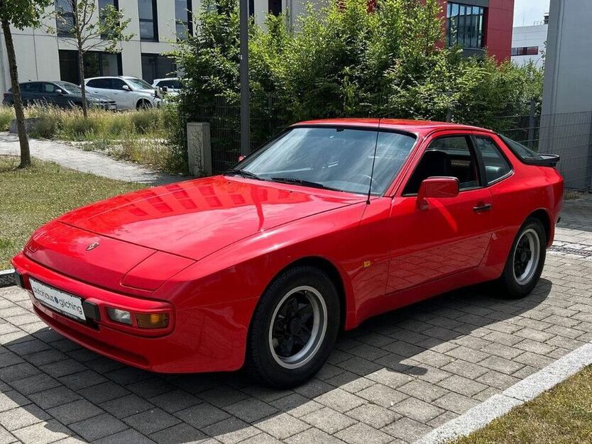 944