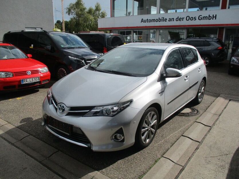 Auris