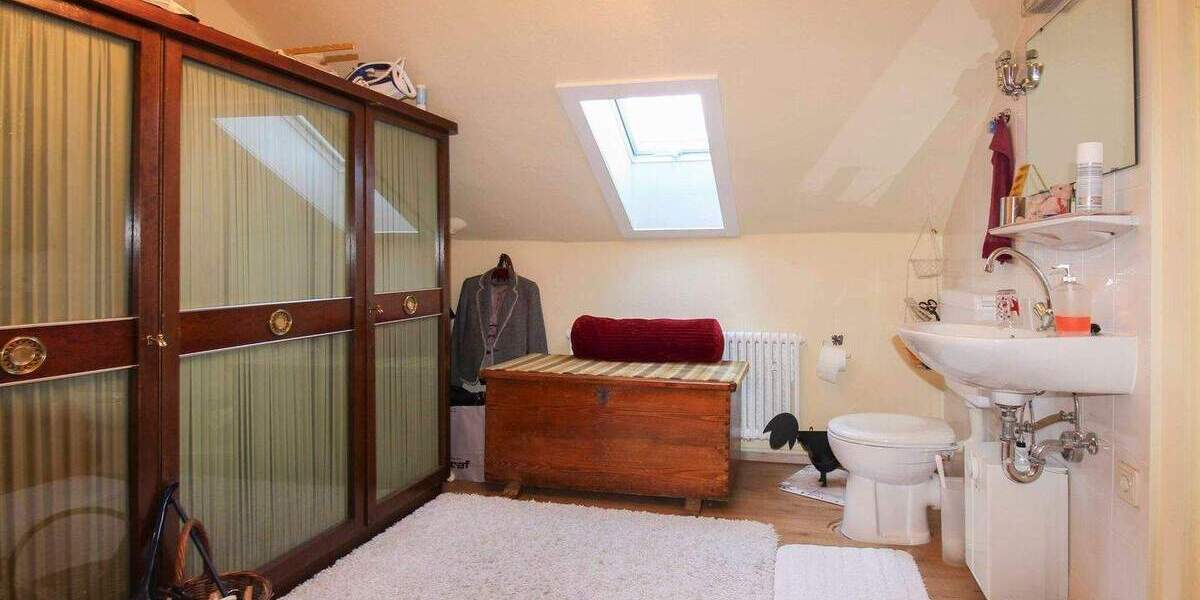 Doppelhaushälfte Bonn Mehlem - 2 Zimmer, 86 m&sup2;, 228.000&euro; | Angebot:24736122