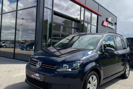 VW Touran 180.109 km 7.390 € Bösel 26219