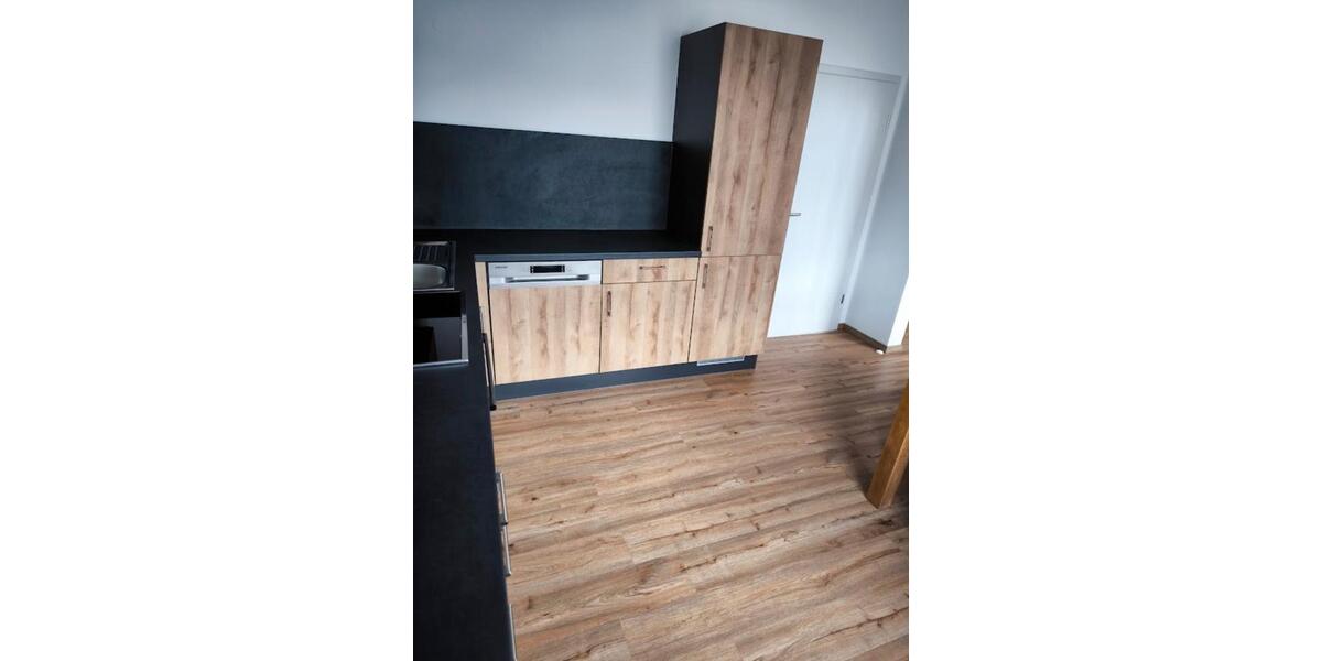 Erdgeschoßwohnung Regen - 4 Zimmer, 80 m&sup2;, 700&euro; | Angebot:25321403