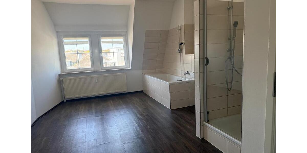 Etagenwohnung Hof Neuhof - 3 Zimmer, 135 m&sup2;, 900&euro; | Angebot:26381390