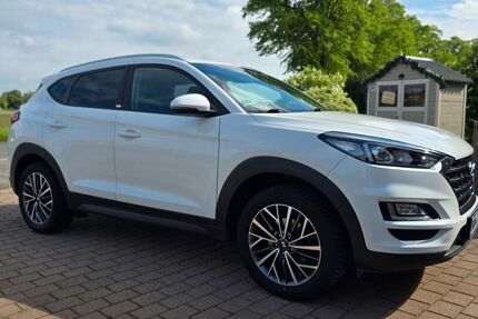 Hyundai TUCSON 89.000 km 16.000 &euro; Welver 59514