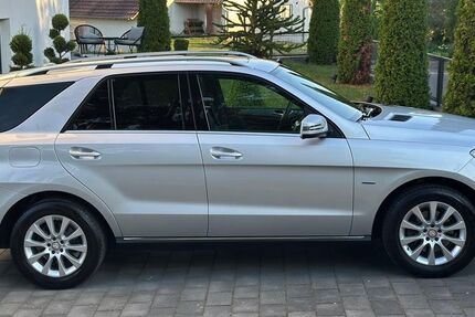 Mercedes-Benz ML 350 54.000 km 34.900 &euro; Waldenburg-Sailach 74638