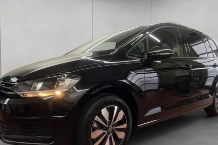 VW Touran 15.470 km 32.980 &euro; Flensburg 24944