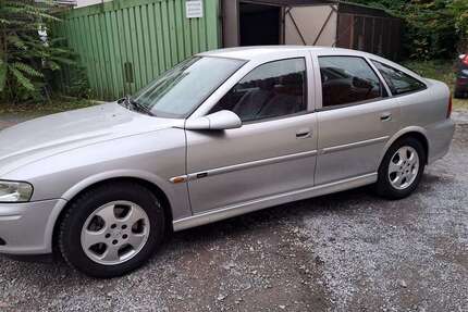 Opel Vectra 43.500 km 2.200 € Ratingen 40878