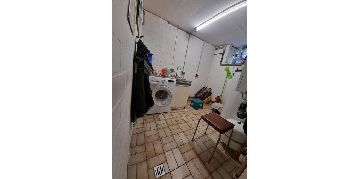 Einfamilienhaus Bad Münder am Deister - 8 Zimmer, 336 m&sup2;, 1.450&euro; | Angebot:24878302