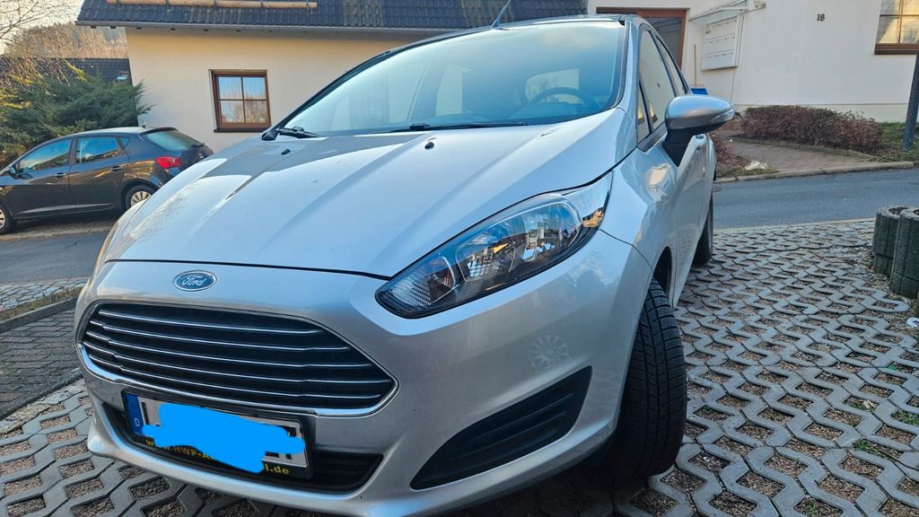 Ford Fiesta 85.886 km 4.900 &euro; Gornsdorf 09390