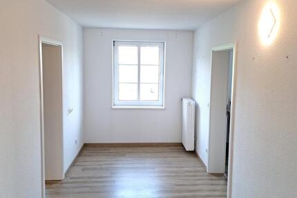 Gepflegte 4-Zimmer Wohnung im 1. OG in Hessisch OldendorfWelsede zimmer