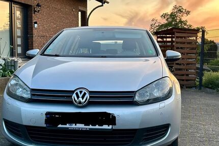 VW Golf 271.000 km 4.400 &euro; Runkel-Ennerich 65594