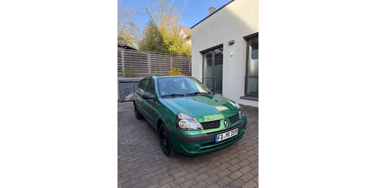 Renault Clio 94.500 km 2.350 &euro; Eiterfeld 36132