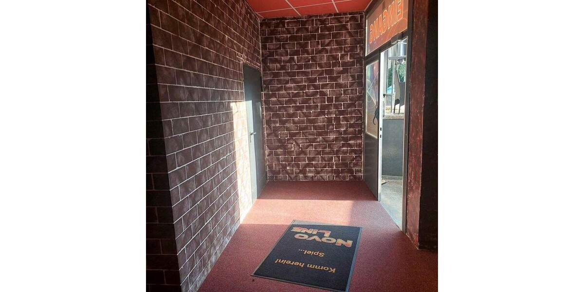 Wohn und Geschäfgsgebäue +3-Familien Haus im Paket zimmer