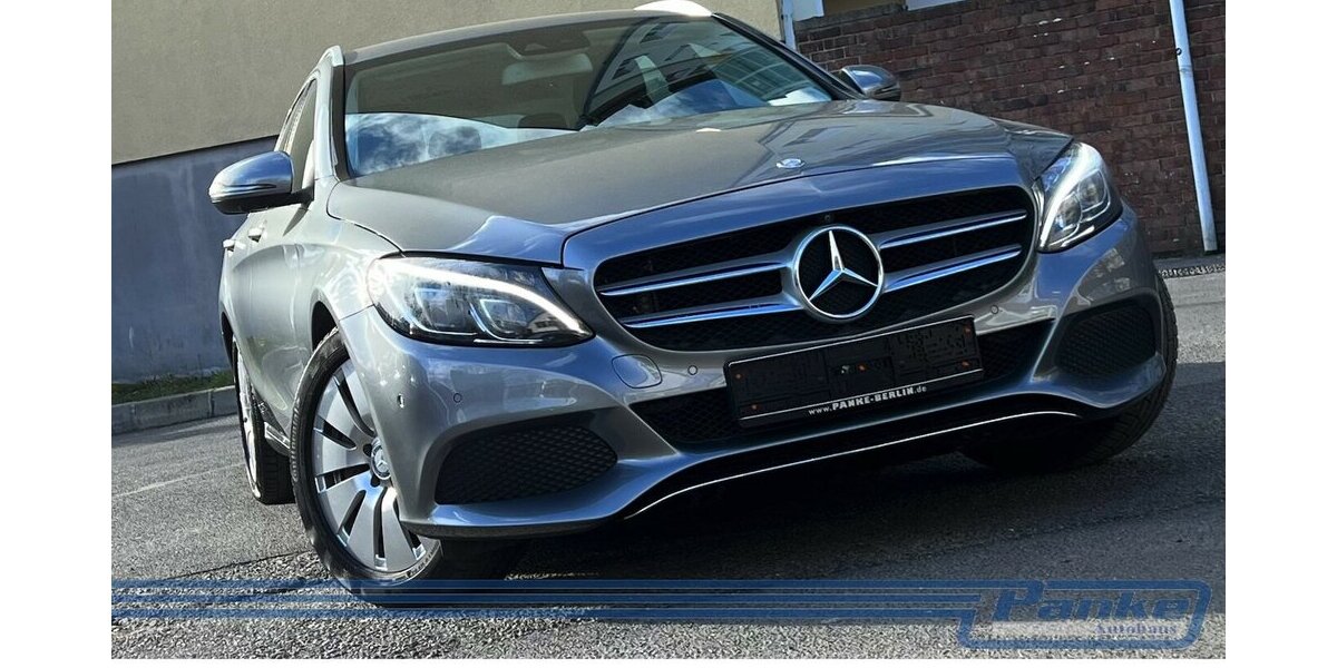 Mercedes-Benz C 250 C -Klasse*LED*Navi*R+F-Cam*Leder*Belüftete 87.057 km 19.980 € Berlin 13187