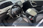 Peugeot 2008 Allure*AHK*Navi*Car-play*SHZ*LED*Tempo* 103.785 km 11.890 &euro; Berlin 13187