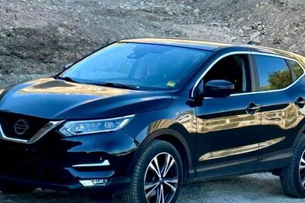 Nissan Qashqai 118.600 km 16.220 &euro; Hamburg 22147