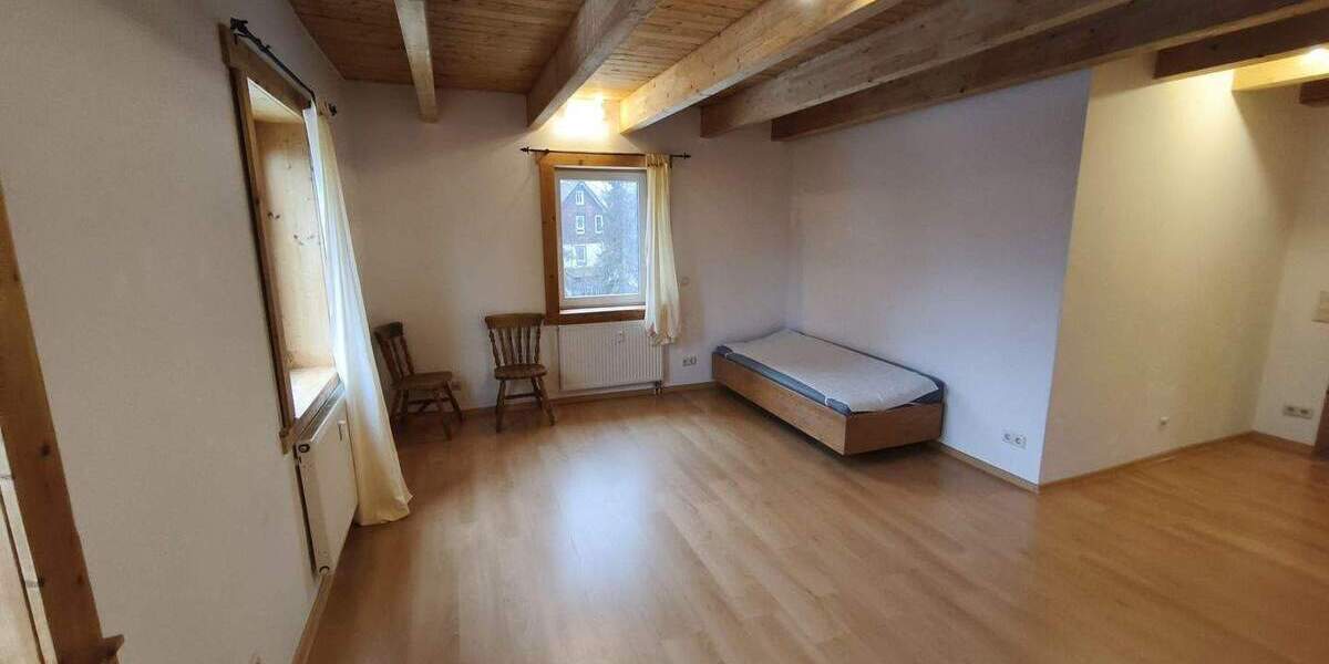 Zimmer Clausthal-Zellerfeld Zellerfeld - 3 Zimmer, 80 m&sup2;, 690&euro; | Angebot:25738147