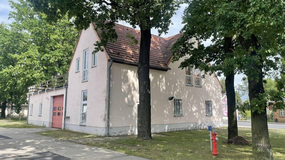 Mehrfamilienhaus, Wohnhaus Schleife - 3 Zimmer, 142 m&sup2;, 150.000&euro; | Angebot:25780925
