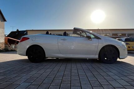 Peugeot 308 114.000 km 5.800 &euro; Langenbrettach 74243