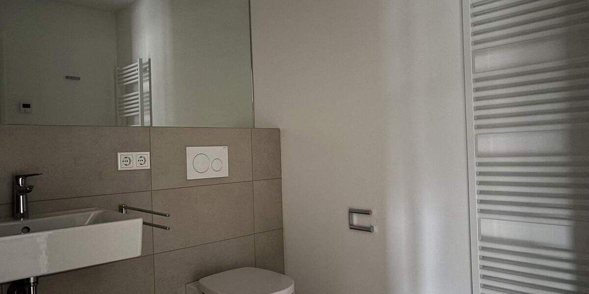 Etagenwohnung Krefeld Inrath/Kliedbruch - 3 Zimmer, 87 m&sup2;, 1.290&euro; | Angebot:24860533