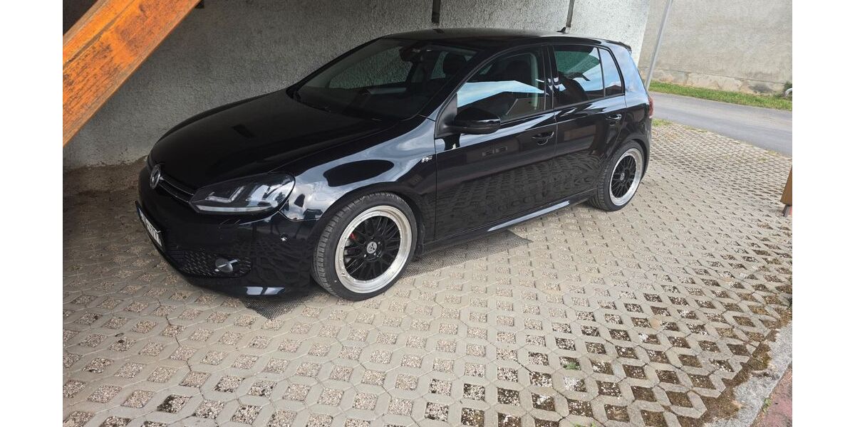 VW Golf 182.000 km 6.900 &euro; Schnaittenbach 92253