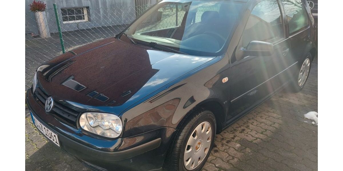 VW Golf 291.000 km 890 &euro; Hanau 63457