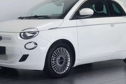 Fiat 500e 9.950 km 17.790 &euro; Wiesbaden 65205