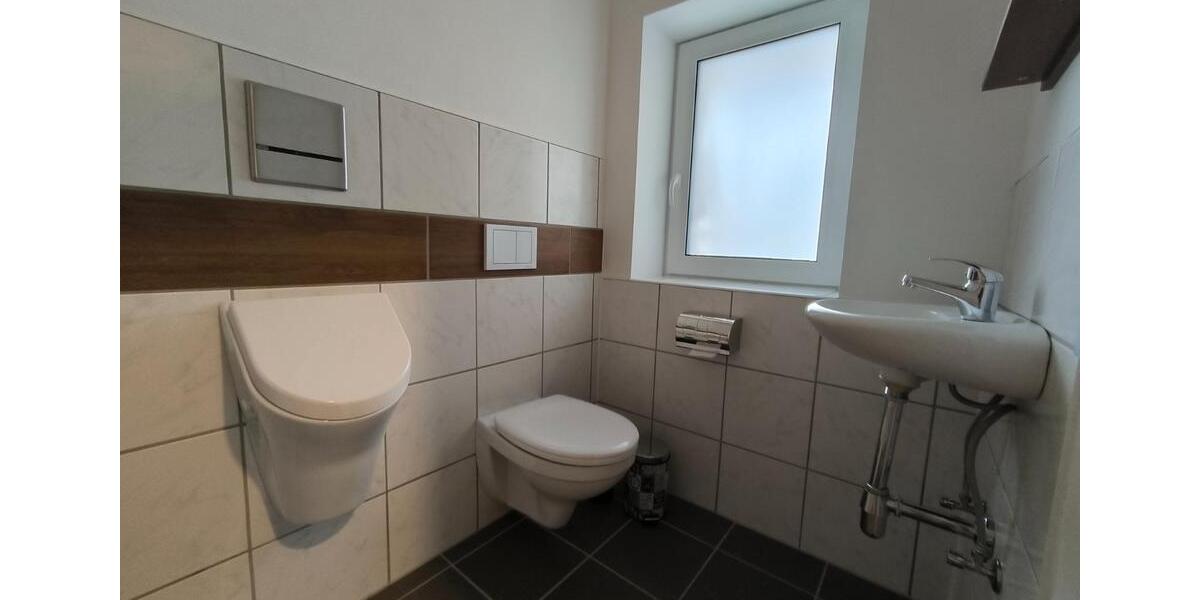 Erdgeschoßwohnung Vilsbiburg - 4 Zimmer, 123 m&sup2;, 645&euro; | Angebot:26348814