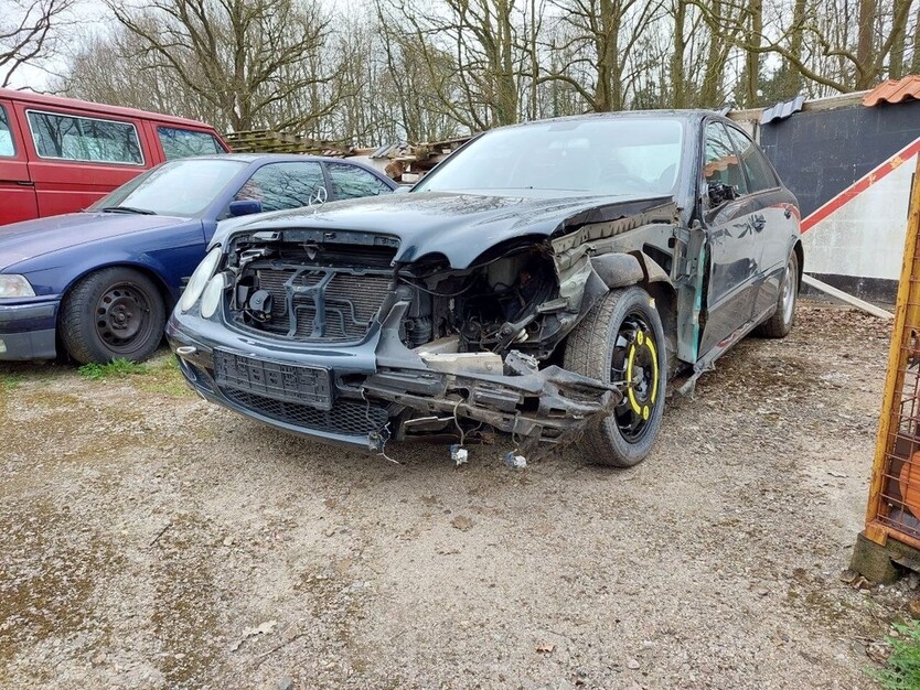 Mercedes-Benz e270 270.000 km 1.800 € Espelkamp 32339