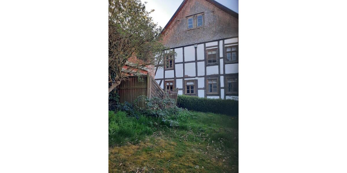 Einfamilienhaus Bad Wildungen - 3 Zimmer, 100 m&sup2;, 25.000&euro; | Angebot:26399810