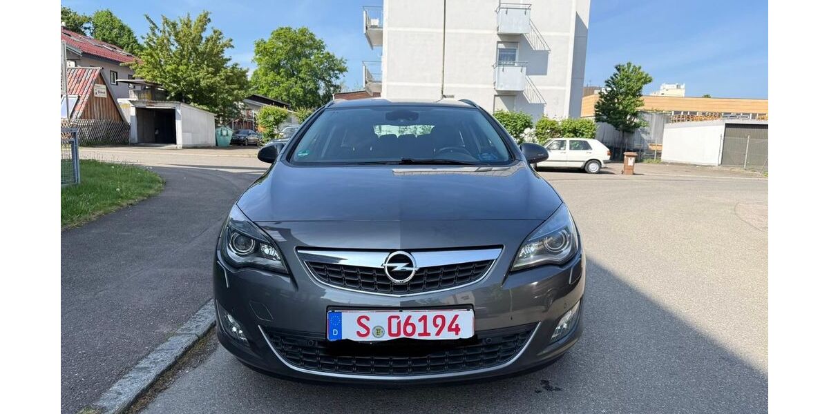 Opel Astra 143.000 km 7.299 &euro; Marbach am Neckar 71672