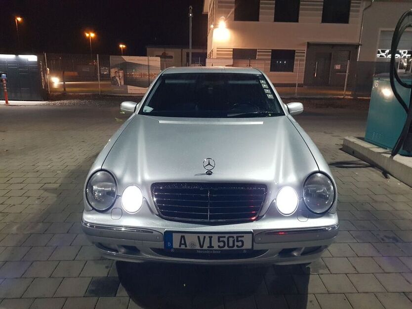 E 270