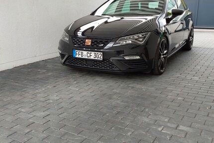 Cupra Leon 97.000 km 21.800 &euro; Ingolstadt 85053