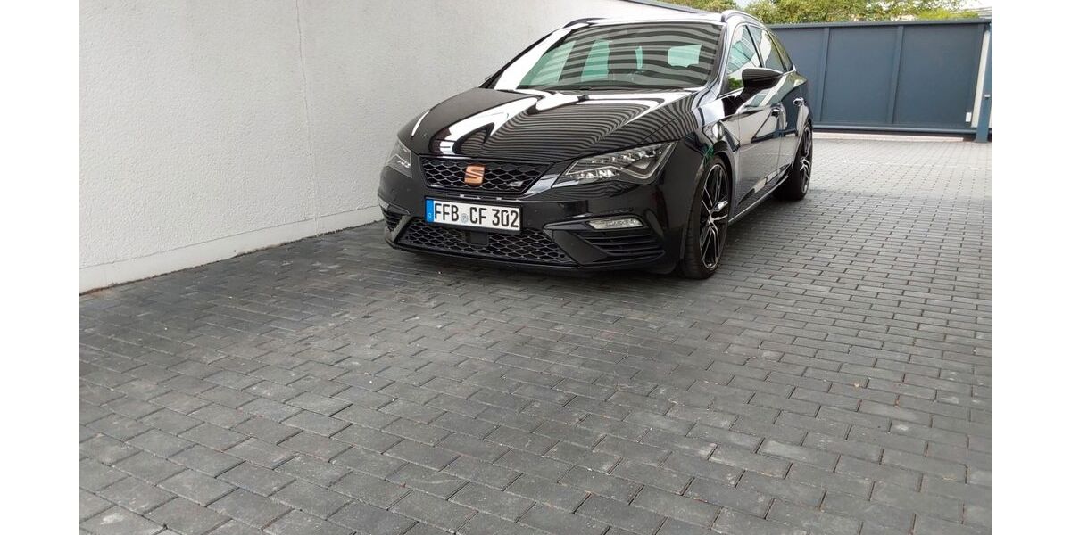 Cupra Leon 97.000 km 21.800 &euro; Ingolstadt 85053
