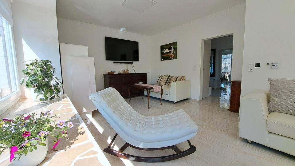 Einfamilienhaus Friedeburg - 4 Zimmer, 92 m&sup2;, 350.000&euro; | Angebot:27115087