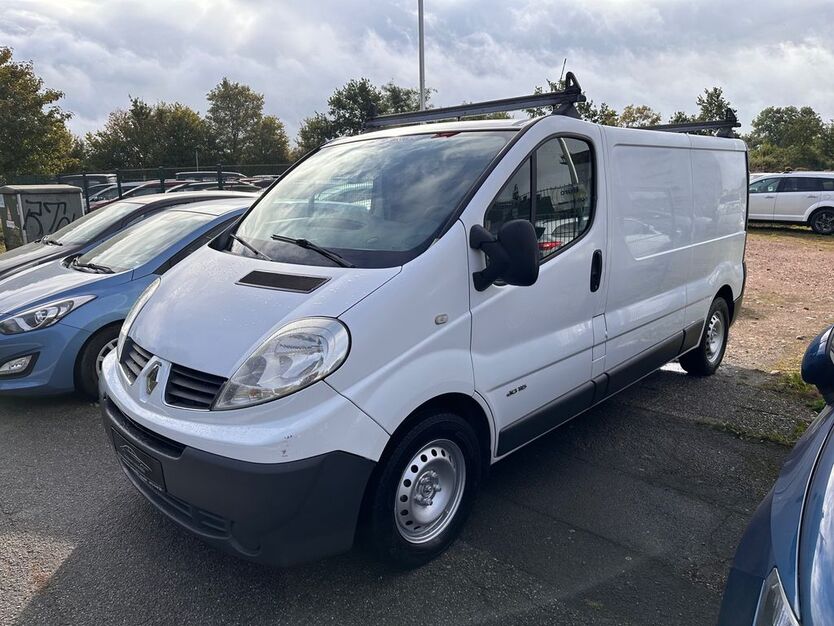Renault Trafic 195.000 km 6.495 € Ahrensbök 23623