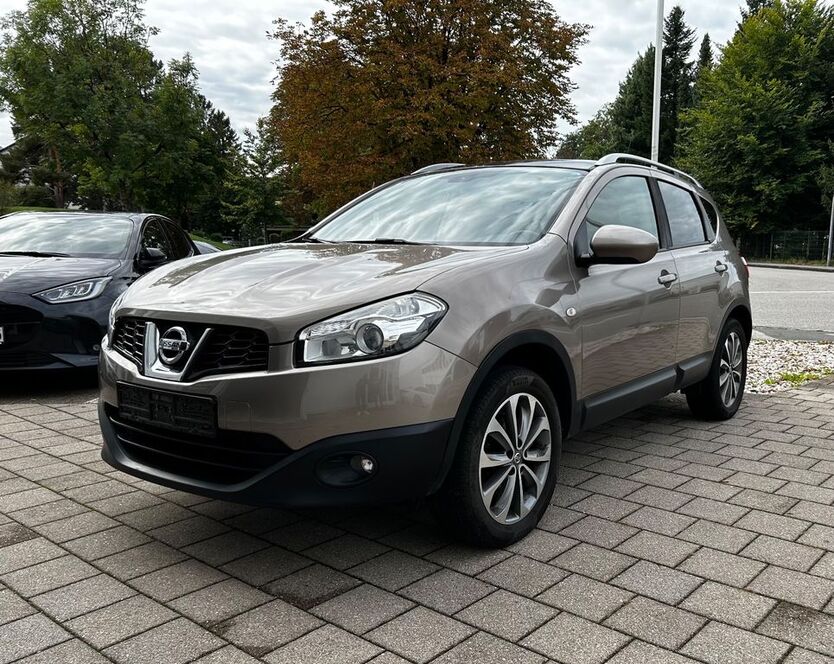 Nissan Qashqai 133.713 km 7.900 € Freilassing 83395