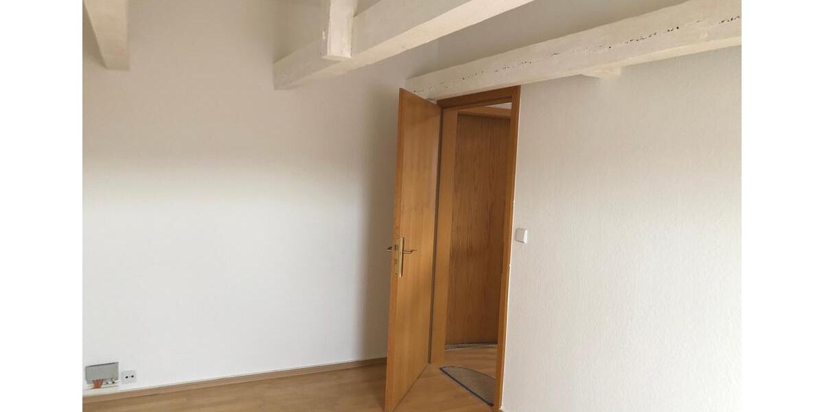 Etagenwohnung Werdau - 3.5 Zimmer, 90 m&sup2;, 495&euro; | Angebot:26252666