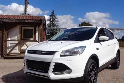 Ford Kuga 149.000 km 9.990 &euro; Waltershausen 99880