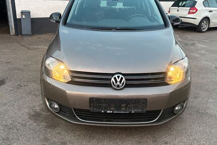 VW Golf 146.298 km 5.999 &euro; Pfaffenhofen 74397