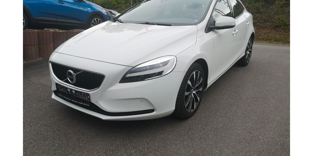 Volvo V40 57.700 km 13.990 &euro; Elztal-Dallau 74834