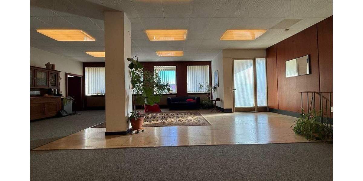 Etagenwohnung Mannheim Neckarau - 5 Zimmer, 177 m&sup2;, 295.000&euro; | Angebot:25730925