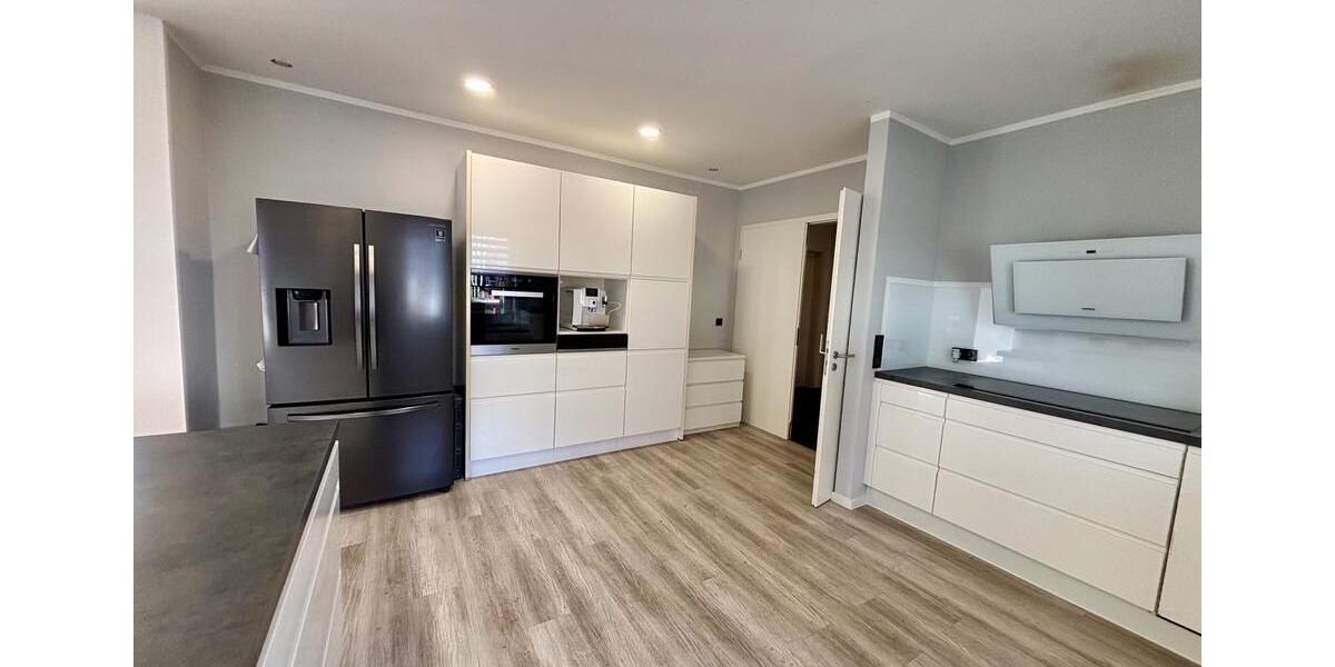 Bungalow Hohenstein - 8 Zimmer, 368 m&sup2;, 2.500&euro; | Angebot:25839146