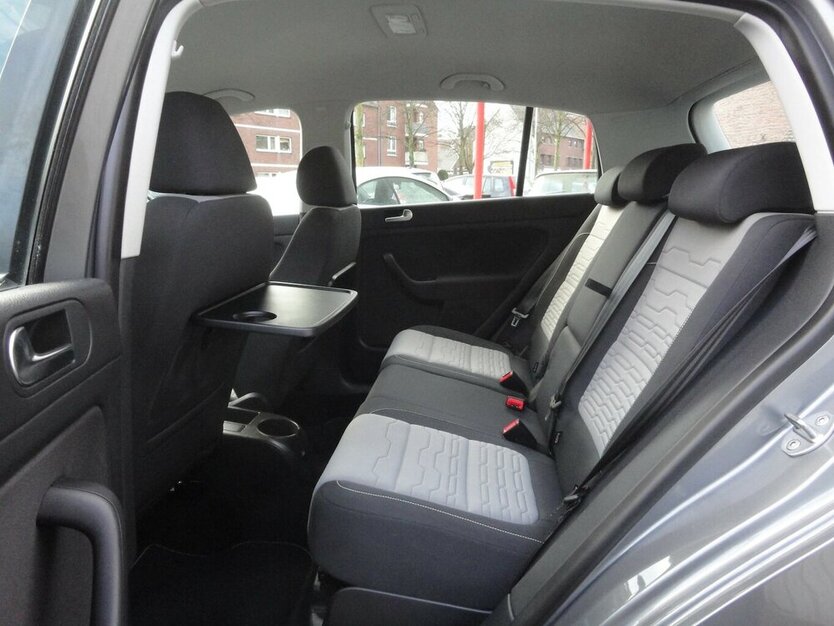 VW Golf Plus Cross 1.Hand+Autom+Klimatr+SHZ+PDC 91.000 km 10.990 € Neuss 41462
