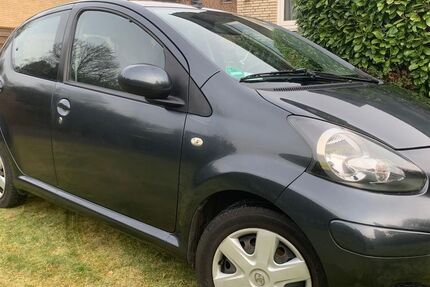 Toyota Aygo (X) 102.000 km 3.440 &euro; Borken 46325